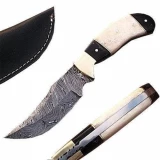 Custom Made Damascus Steel Hunting Knife w/ Buffalo Horn Handle